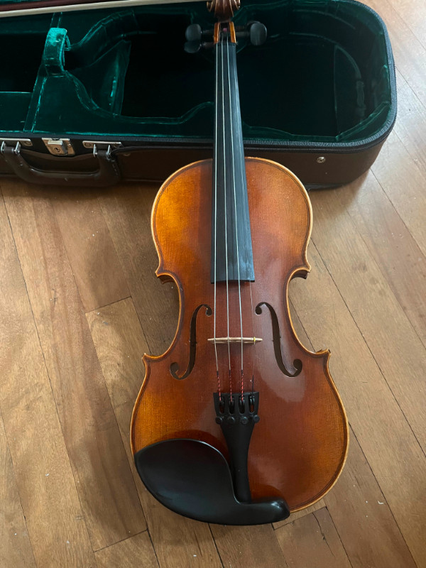 Klaus Heffler Violin in String in City of Halifax - Image 2