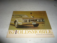 1967 OLDSMOBILE DELUXE SALES BROCHURE. CAN MAIL!