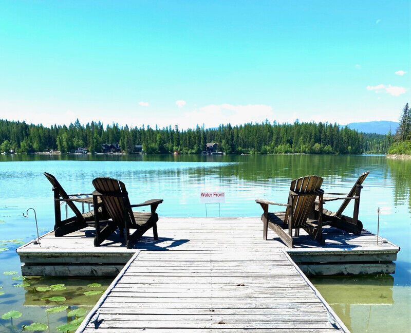 Recreational Waterfront Property on Tie Lake, B.C. Houses for Sale