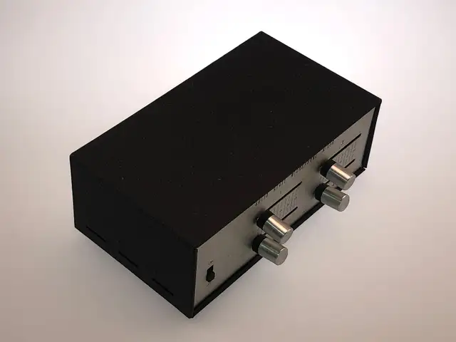 COSRAD Solid state 4 Channel Microphone Mixer in Pro Audio & Recording Equipment in City of Toronto - Image 5