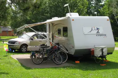 ROULOTTE COYOTE SPORT CS180 APPELER AUJOURD'HUI POUR PRÉVOIR UNE VISITE ACHETÉE EN 2007 ET REÇUE EN...