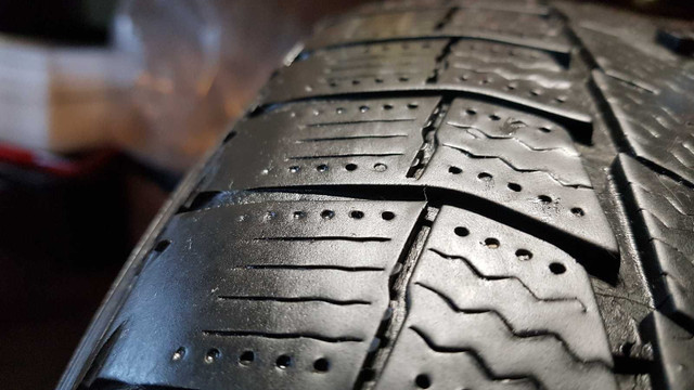 1-225/65R17 Michelin X-ice Latitude  in Tires & Rims in Bridgewater - Image 4