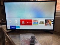 32" Samsung Smart TV + Sony Blu ray DVD player
