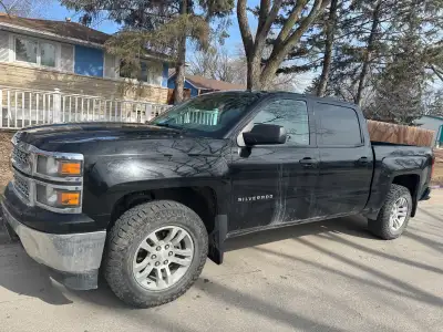 2014 Chevrolet Silverado 1500 Crew Cab! Drives Great! Safetied! Selling my 2014 Chevy Silverado 1500...