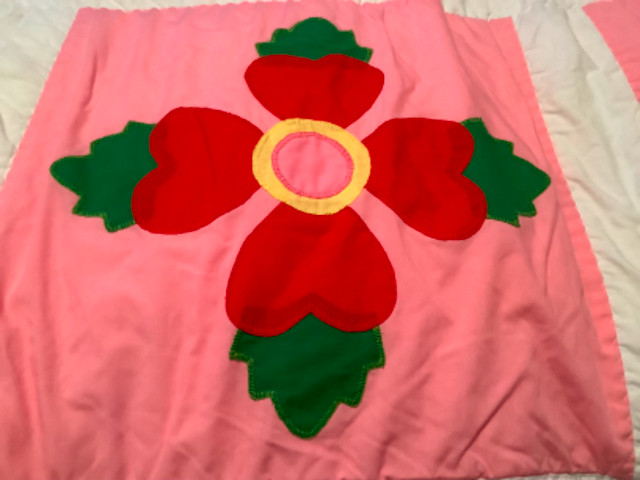 Vintage Hand Made Quilt from Newfoundland  in Bedding in Belleville - Image 3
