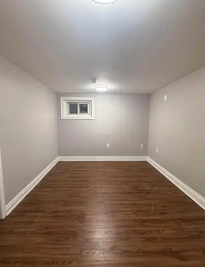 Basement for a couple/family - Available from Sep 1, 2026 - 1 bedroom and living room - Common entra...