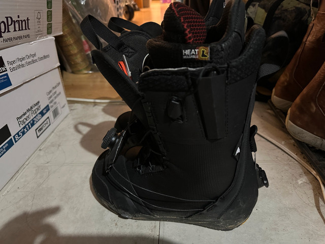 ***BURTON ION STEP ON MEN’S BOOTS SIZE 7.5 US*** dans Planches à neige  à Ville de Montréal - Image 4
