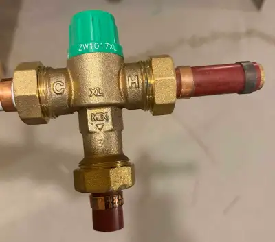 Zurn Wilkins ZW1017XL Thermostatic Mixing Valve-1\2inch PEX, View more