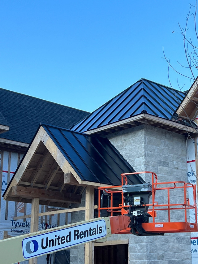 Roofing, Siding, Eavestrough and Aluminum Services in Roofing in City of Toronto - Image 3