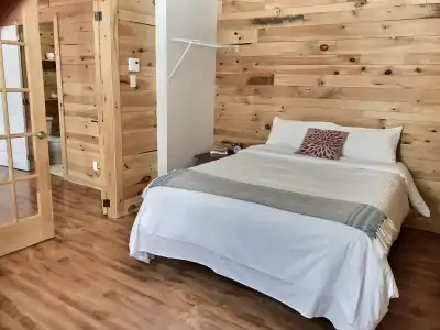 *** COLOCATION POUR FEMMES dans quartier ST-JEAN BAPTISTE ***
