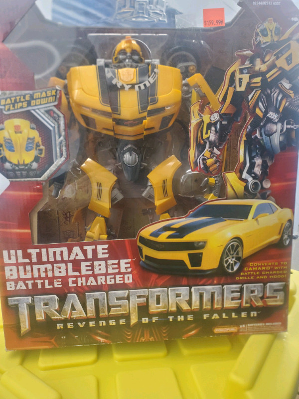 Transformers Revenge Of The Fallen Ultimate Bumblebee, Toys & Games, City  of Toronto