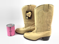 Vintage Mocatem leather boots, women size 9.5 new
