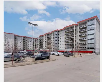Condo Near University of Manitoba