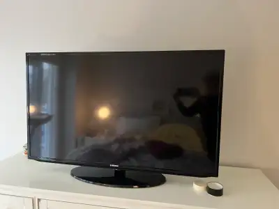 Samsung TV 46” 1080 dpi, View more