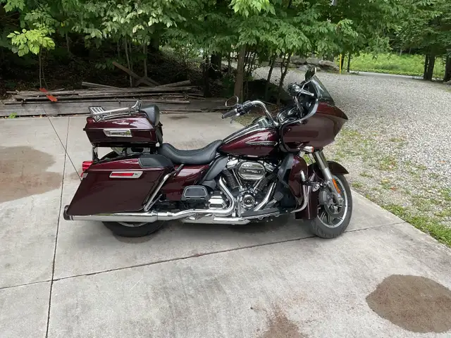 Custom-built 2018 Road Glide Ultra in Touring in Ottawa - Image 3