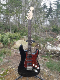 Squier Bullet Stratocaster HSH 3 Humbucker Guitar