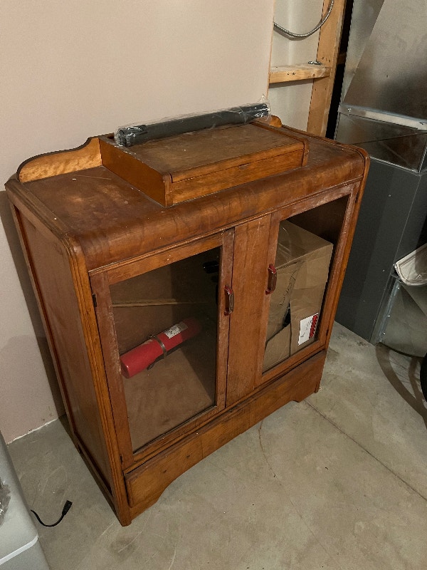 Art deco Hutches & Display Sarnia Kijiji