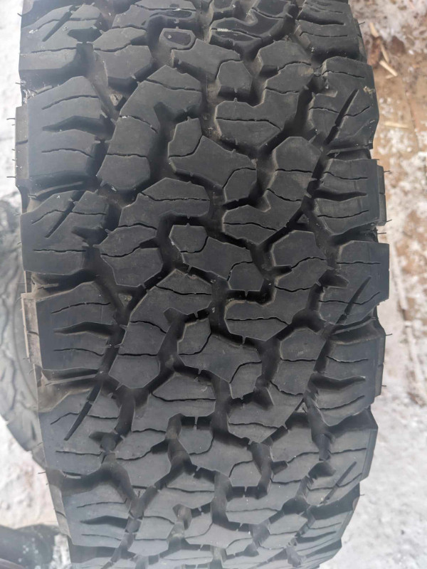 Set of two BF Goodrich KO2 tires 17'' in Tires & Rims in Whitehorse - Image 4