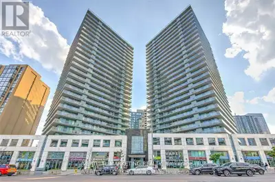When it comes to a comfortable home, quality and convenience matter. This clean and well-maintained...