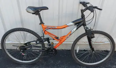 CCM RISKER FULL-SUSPENSION MOUNTAIN BIKE (ALUMINUM FRAME), View more