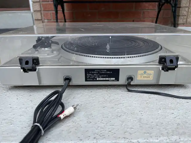 Spectrum stereo turntable DDS-33 in Stereo Systems & Home Theatre in Markham / York Region - Image 6