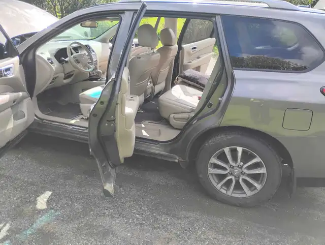 2014 Nissan Pathfinder592355120582512641