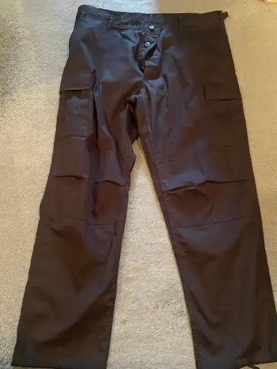 Men’s work cargo pants brand new, View more