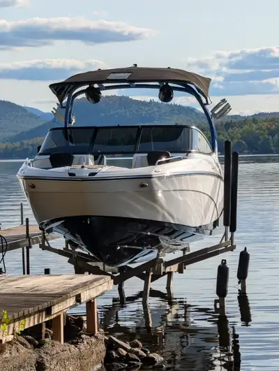 Yamaha 242X E-Series 2018 – Toute Équipé. Comme neuf Seulement 70 heurs D’usage. Faites tourner les...