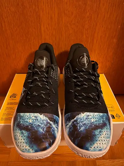 Under Armour Bruce Lee x Curry 4 Low Flotro Dark Water, View more