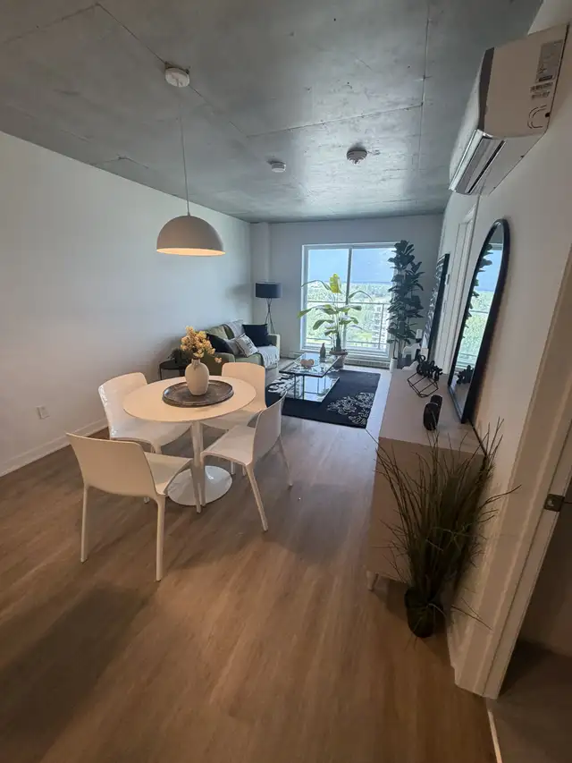 Condo tout neuf disponible immédiatement | Long Term Rentals | Laval ...