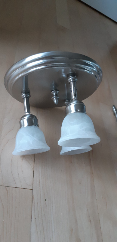 Lampes suspendues dans Éclairage intérieur et plafonniers  à Lévis - Image 3