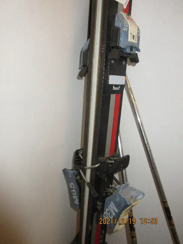 (BARGAIN) Raquette bois babiche 42 po avec fixation ski de fond in Snowboard in Laval / North Shore - Image 11