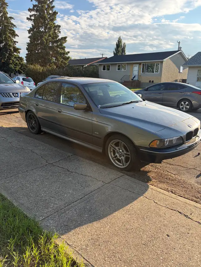 2002 BMW 540i sedan542521816012574724