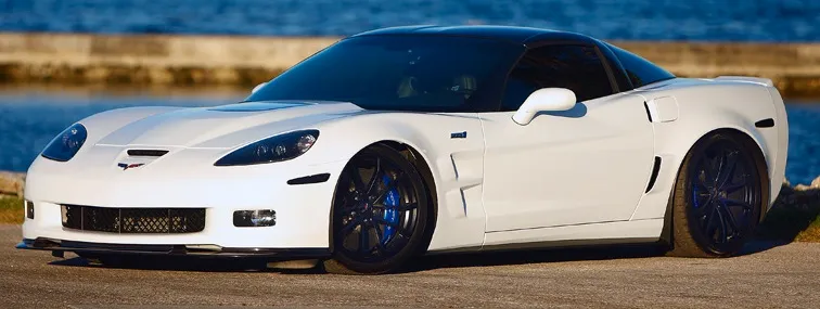 2011 Arctic White Chevrolet Corvette ZR1 with 3ZR Package