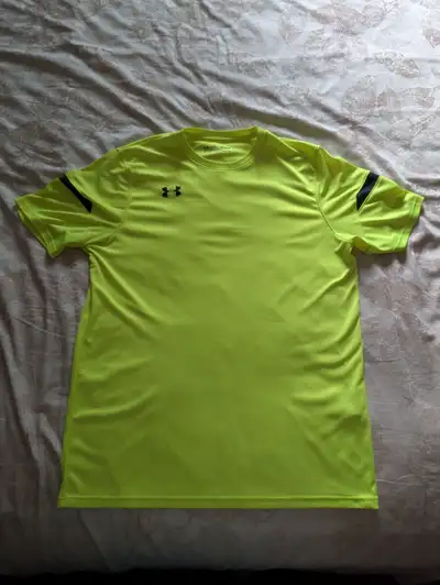 Men's UA Golazo Yellow Jersey. Size Medium.