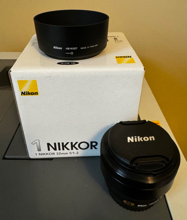 1 NIKKOR 32mm f/1.2 in Cameras & Camcorders in Mississauga / Peel Region