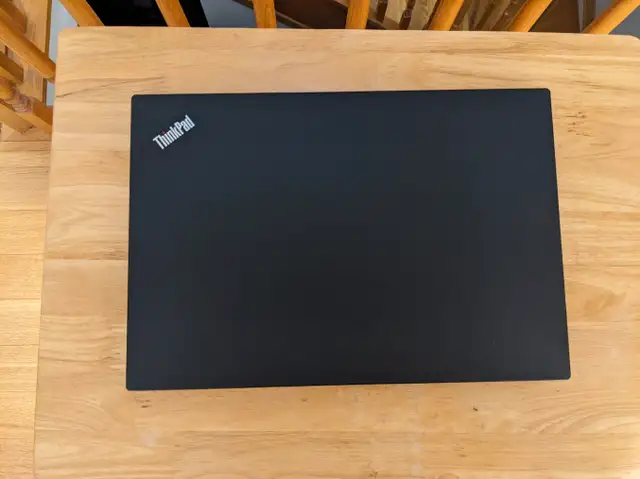 Lenovo ThinkPad T460s(Slim) i7-6600U 256GB SSD 8GB RAM63234988796291124