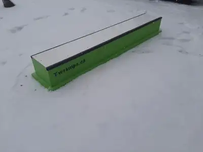 Snowboard/Ski jib box, View more