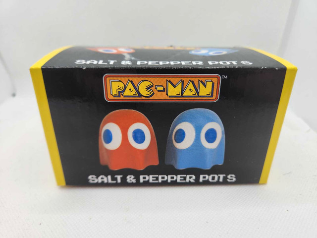 Pac-Man Salt and Pepper Shakers in Arts & Collectibles in Kingston - Image 3