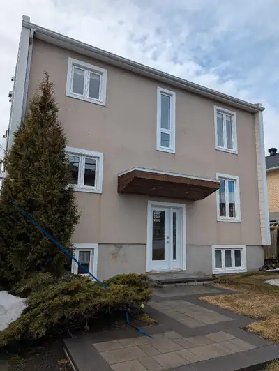 Grand appartement 5 1/2 à louer à Beauport, au rez-de-chaussée d'un immeuble tres bien entretenu et...