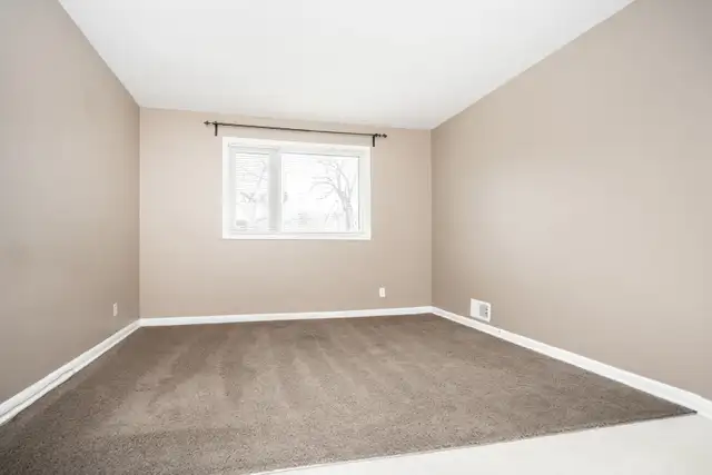 St. Boniface | 424 Valade Street | Available February 15