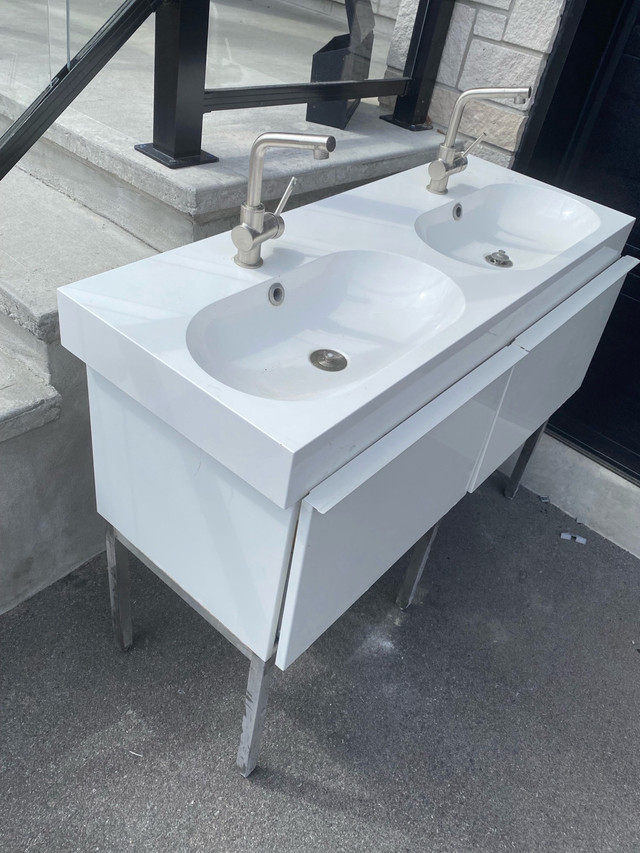 Two person white sink, with drawers. in Other in Ottawa - Image 2