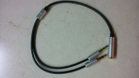 3.5mm Y-adapter (4-pole to 3-pole TRRS to TRS)