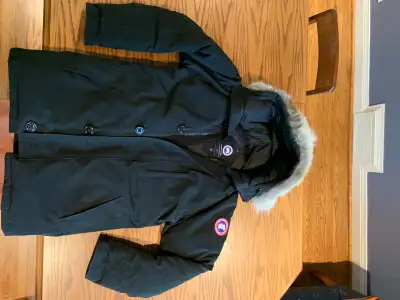 Canada Goose - The Chateau Jacket - Medium - Black, View more