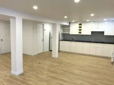 BACHELOR-LOFT 100% RÉNOVÉ À VILLERAY-ST-MICHEL (loft chauffé-éclairé) *LIBRE 1er JUILLET* - Très bea...