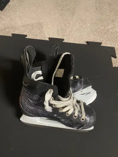 Size 12 CCM kids skates, View more