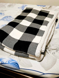 Incredibly Soft Plaid Throw Blanket