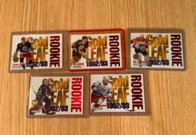 1993-94 Leaf Hockey Complete 15 card insert Gold Leaf Rookie set. Cards are in excellent condition i...