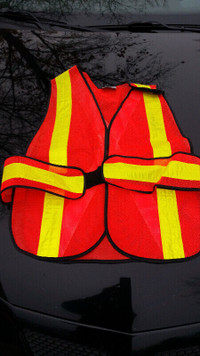 TRADESMAN PRO SAFETY VEST WITH VELCRO ONE SIZE FITS ALL NEW!