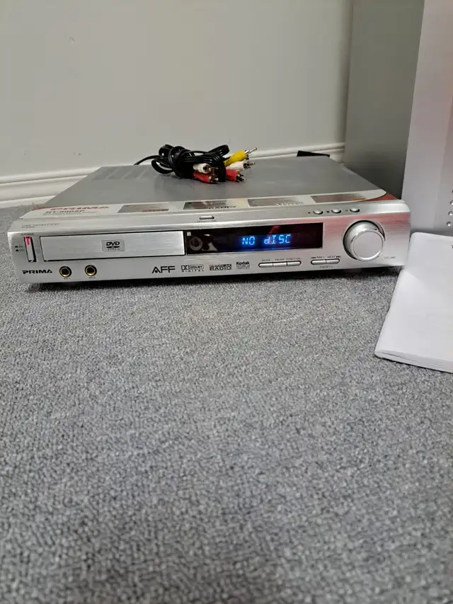 Prima DVD Home Theater System 5 speakers and subwoofer in General Electronics in Markham / York Region - Image 4